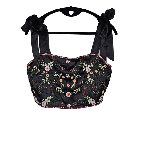 Free People Ensemble Petra Black Satin Pant Crop Top Set Embroidered Size 8 - Picture 8 of 13